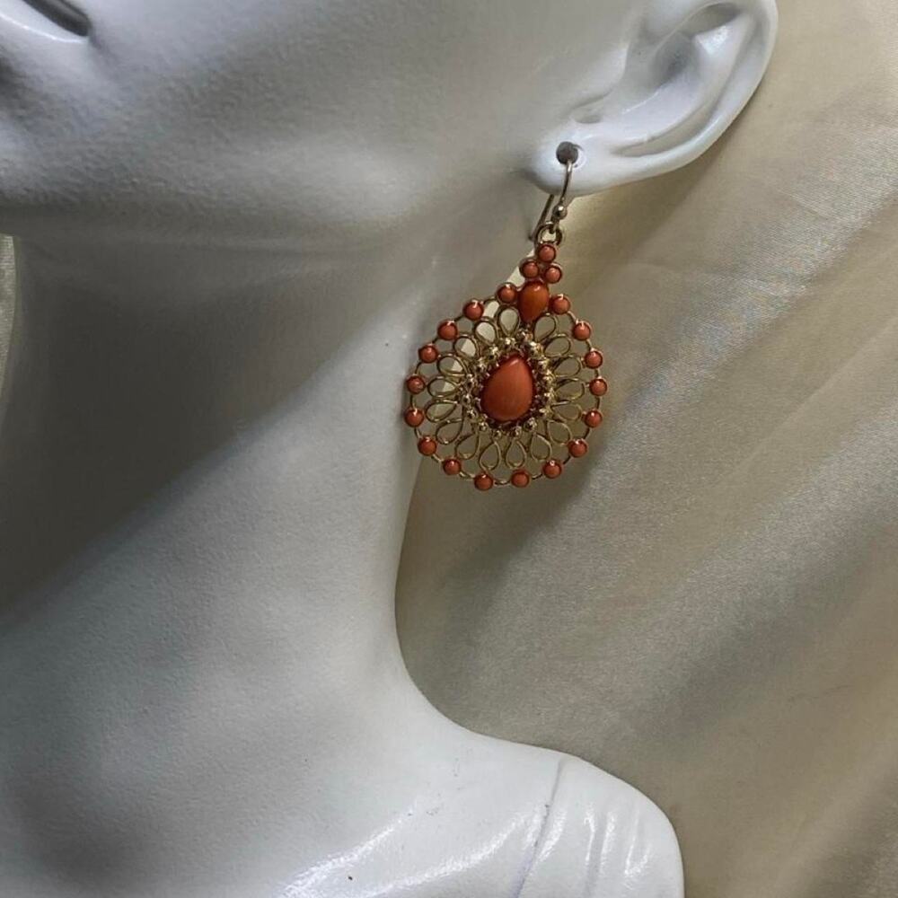 Vintage Coral Orange Teardrop Dangle Earrings Gold Tone Filigree